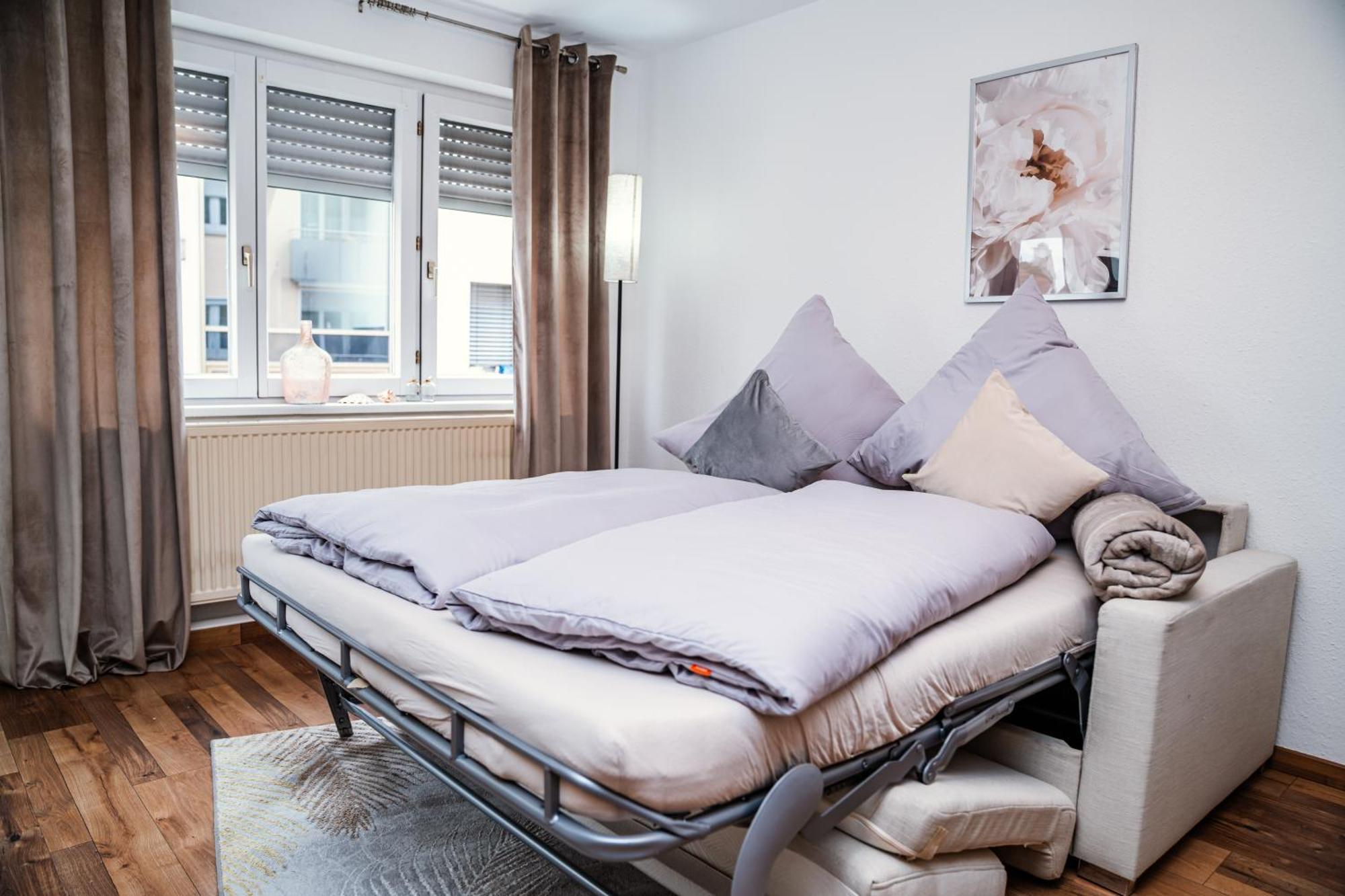 Ferienwohnung Ella - Direkt Am Bodensee Friedrichshafen Exterior foto